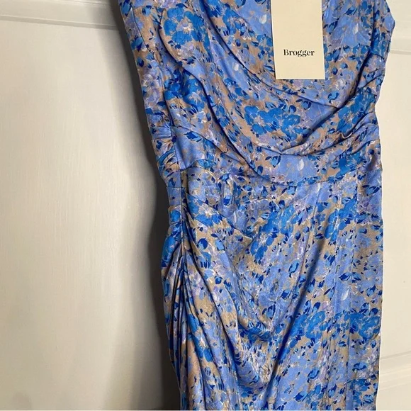 Brogger Vera Silk Viscose Jacquard Floral Mini Dress 6614 NWT Size Small
